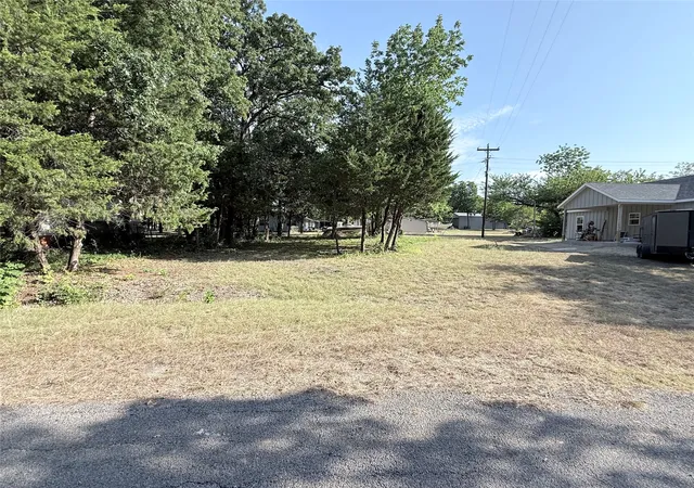 Photo 2 of Land for sale at Tbd Brazeil Bay Rd, East Tawakoni, TX 75472 | MLS# 21346066 | Listing updated on 2026-09-03
