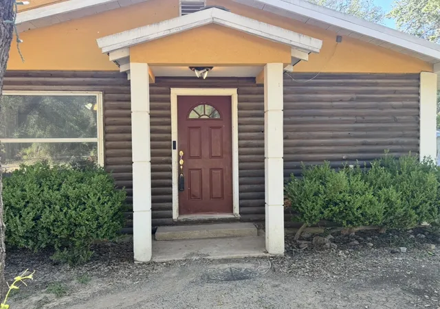 Photo 1 of Single family home for sale at 6904 Clover Leaf Dr, Brownwood, TX 76801 | MLS# 21347497 | Listing updated on 2026-09-15