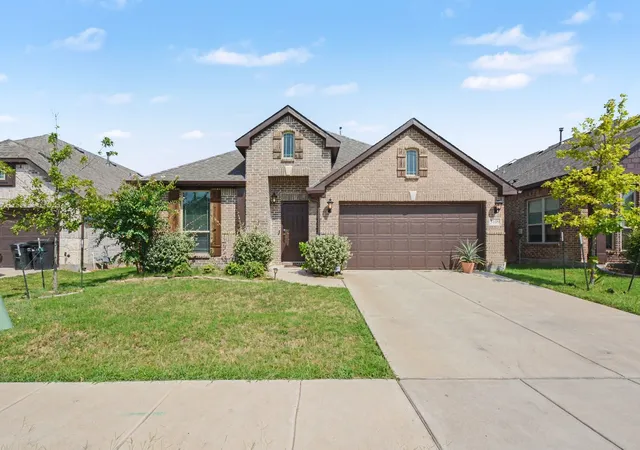 Photo 2 of Single family home for sale at 3109 Mountcross Rd, Mesquite, TX 75181 | MLS# 21343759 | Listing updated on 2026-09-18