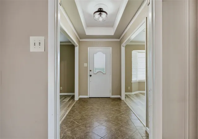Photo 3 of Single family home for sale at 1610 Archer Cir, Sherman, TX 75092 | MLS# 21342704 | Listing updated on 2026-10-07