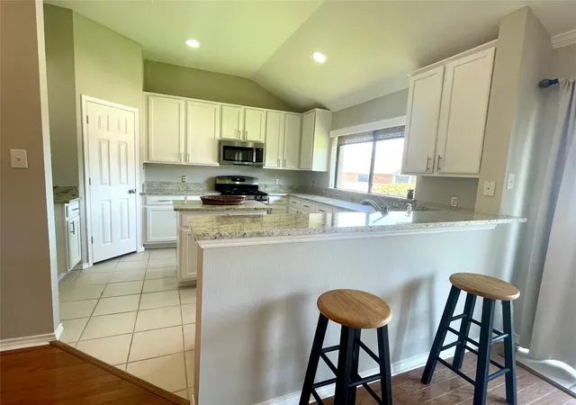 Photo 3 of Condo for sale at 1988 Signal Ridge Pl, Rockwall, TX 75032 | MLS# 21347969 | Listing updated on 2026-10-05