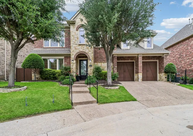 Photo 3 of Single family home for sale at 8417 Freedom Wy, North Richland Hills, TX 76182 | MLS# 21348162 | Listing updated on 2026-09-27
