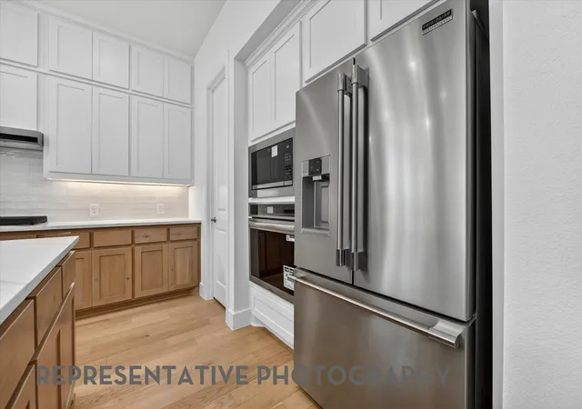 Photo 3 of Sale Pending at 936 Schuberts Rd, Justin, TX 76247 | MLS# 21347816 | Listing updated on 2026-08-14