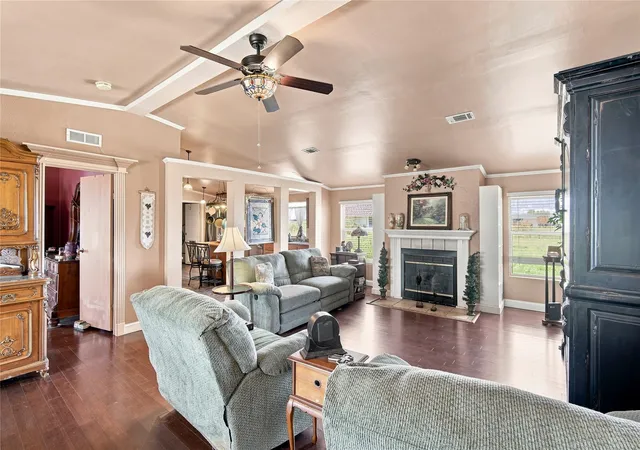 Photo 3 of Manufactured home for sale at 5177 Timarron Dr, Scurry, TX 75158 | MLS# 21348216 | Listing updated on 2026-09-18