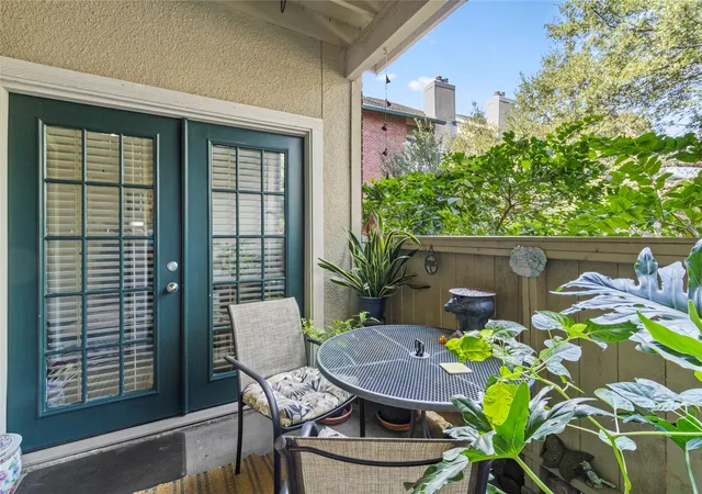 Photo 2 of Condo for sale at 8601 Park Ln #612, Dallas, TX 75231 | MLS# 21347359 | Listing updated on 2026-10-03