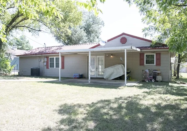 Photo 19 of Single family home for sale at 214 Red Bird Ln, Mexia, TX 76667 | MLS# 21345718 | Listing updated on 2026-08-03