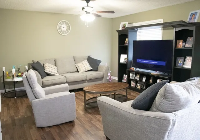 Photo 3 of Single family home for sale at 214 Red Bird Ln, Mexia, TX 76667 | MLS# 21345718 | Listing updated on 2026-08-03