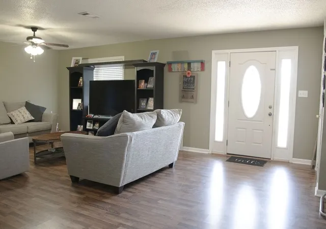 Photo 3 of Single family home for sale at 214 Red Bird Ln, Mexia, TX 76667 | MLS# 21345718 | Listing updated on 2026-08-03