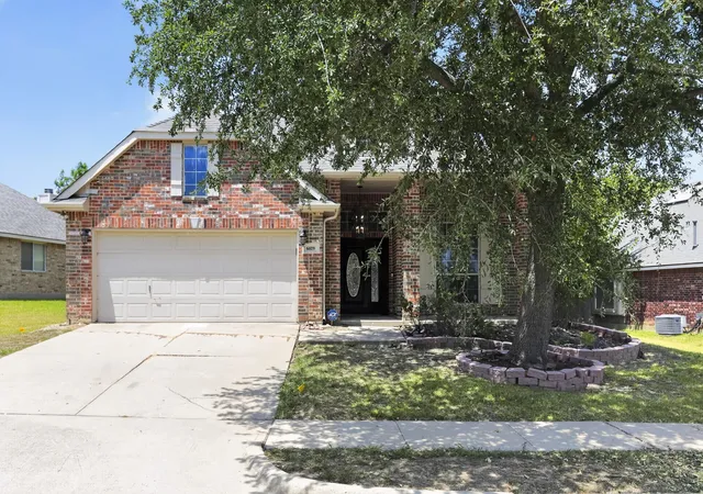 Photo 1 of Single family home for sale at 6819 Woodcrest Ln, Sachse, TX 75048 | MLS# 21348285 | Listing updated on 2026-08-03