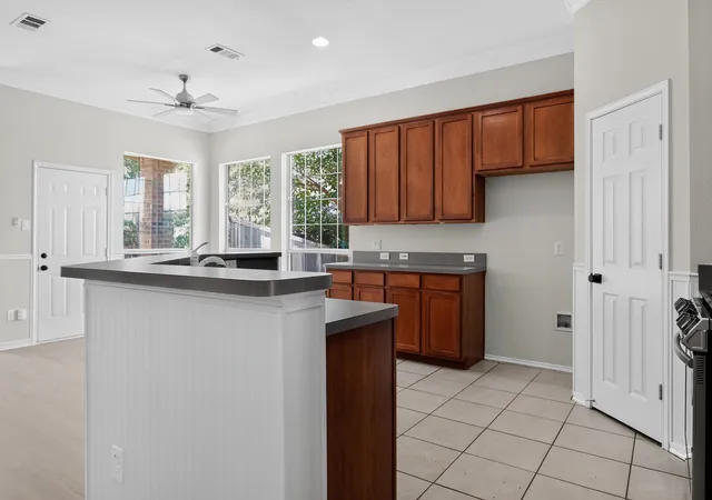 Photo 3 of Single family home for sale at 6819 Woodcrest Ln, Sachse, TX 75048 | MLS# 21348285 | Listing updated on 2026-08-03