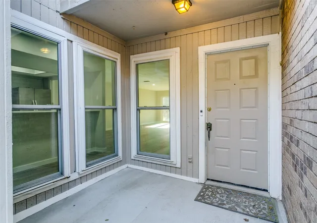 Photo 2 of Townhouse for sale at 2112 Mistymeadow Ct, Carrollton, TX 75006 | MLS# 21348318 | Listing updated on 2026-08-03