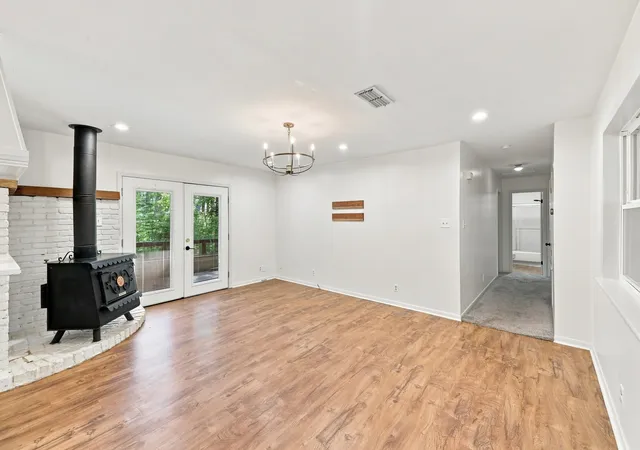 Photo 4 of Single family home for sale at 1435 Hideaway Ln W, Lindale, TX 75771 | MLS# 21348329 | Listing updated on 2026-08-04