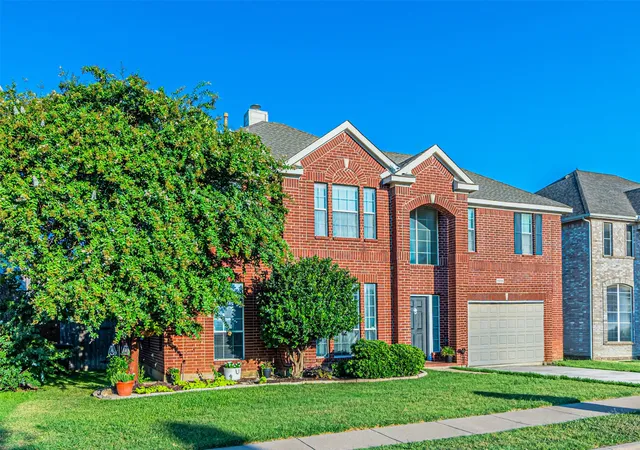 Photo 3 of Single family home for sale at 8504 Saffron Dr, Fort Worth, TX 76123 | MLS# 21348202 | Listing updated on 2026-08-19
