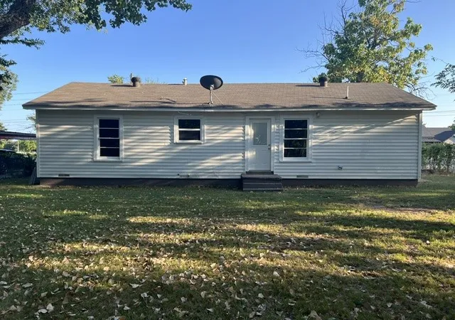 Photo 2 of Single family home for sale at 1601 Anthony St, Gainesville, TX 76240 | MLS# 21347657 | Listing updated on 2026-09-22