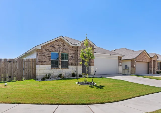 Photo 3 of Single family home for sale at 2506 Rollett Dr, Temple, TX 76504 | MLS# 21348394 | Listing updated on 2026-09-28