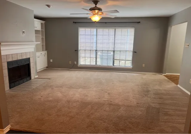 Photo 3 of Townhouse for sale at 2123 Mistletoe Ave #B, Fort Worth, TX 76110 | MLS# 21347506 | Listing updated on 2026-09-03