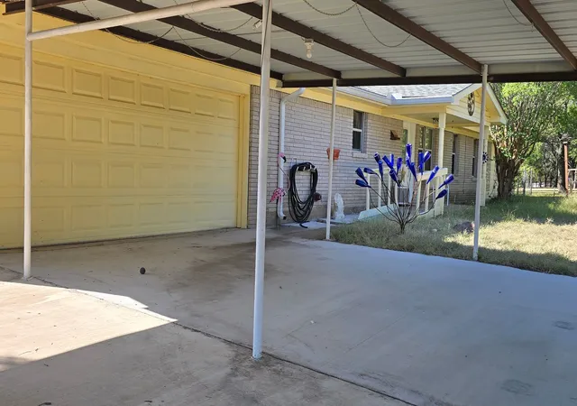 Photo 4 of Single family home for sale at 274 County Road 1500, Morgan, TX 76671 | MLS# 21348310 | Listing updated on 2026-09-20