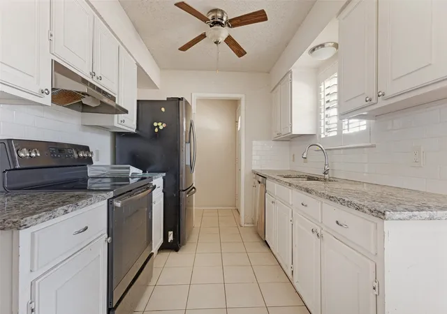 Photo 4 of Sale Pending at 704 Short St, Saginaw, TX 76179 | MLS# 21339031 | Listing updated on 2026-08-30