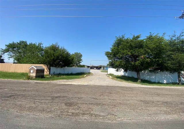 Photo 1 of Manufactured home for sale at 5504 County Road 2648, Royse City, TX 75189 | MLS# 21348467 | Listing updated on 2026-09-01