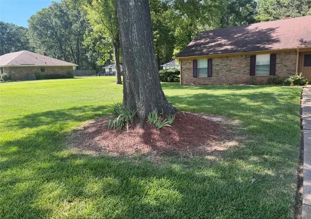 2nd image of 6918 Fawn Path Dr, Shreveport, LA 71119 | MLS# 21348437