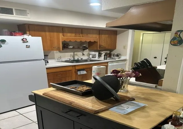 Photo 4 of Single family home for sale at 2859 Joanna Dr, Dallas, TX 75234 | MLS# 21348426 | Listing updated on 2026-08-31