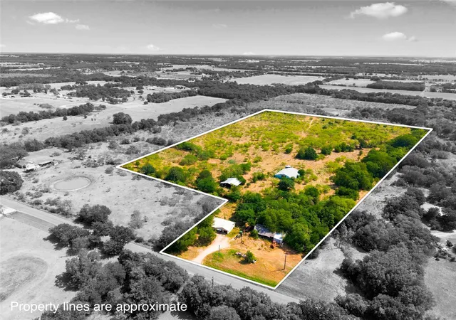 Single family home for sale at 1816 Wesley Chapel Rd, Waco, TX 76705 | MLS# 21346195