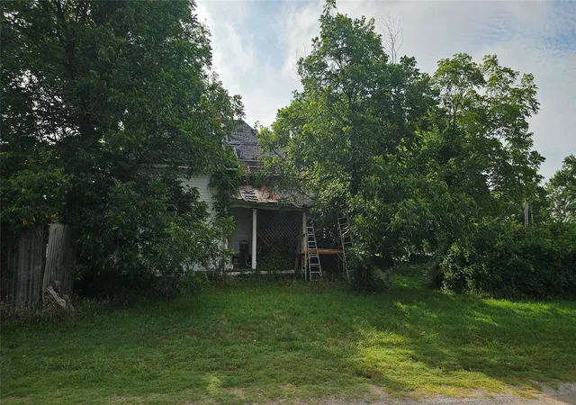 Photo 17 of Single family home for sale at 201 E Pecan St, Mingus, TX 76463 | MLS# 21348613 | Listing updated on 2026-08-04