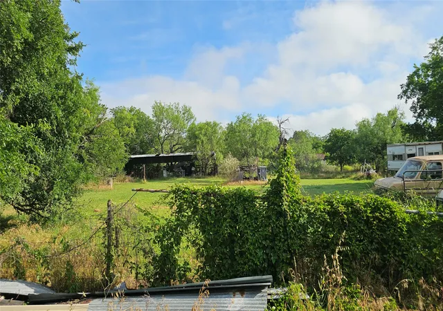 Photo 1 of Single family home for sale at 201 E Pecan St, Mingus, TX 76463 | MLS# 21348613 | Listing updated on 2026-08-04
