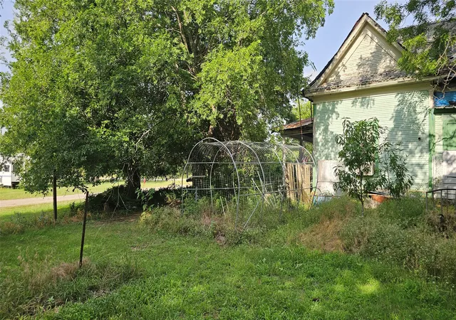 Photo 2 of Single family home for sale at 201 E Pecan St, Mingus, TX 76463 | MLS# 21348613 | Listing updated on 2026-08-04