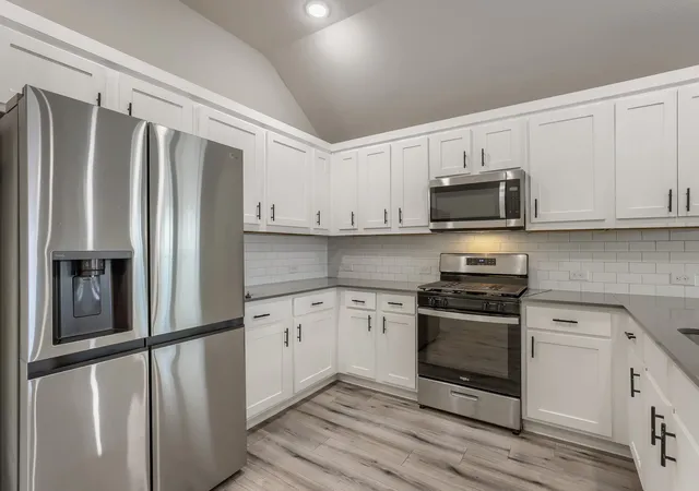 Photo 3 of Single family home for sale at 114 Mandarin St, Forney, TX 75126 | MLS# 21347174 | Listing updated on 2026-09-30