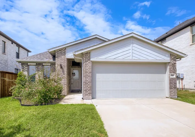 1st image of 114 Mandarin St, Forney, TX 75126 | MLS# 21347174