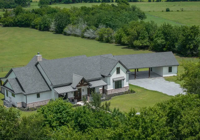 Photo 1 of Land for sale at 3738 Country Road 222, Anderson, TX 77830 | MLS# 21345079 | Listing updated on 2026-08-04