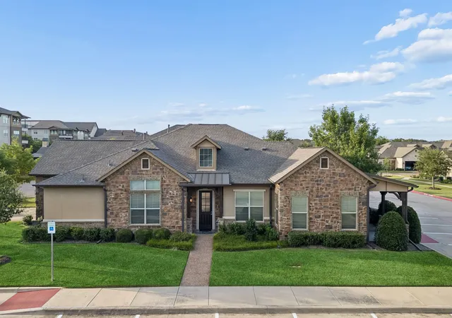 Condo for sale at 441 Watermere Dr, Southlake, TX 76092 | MLS# 21346883