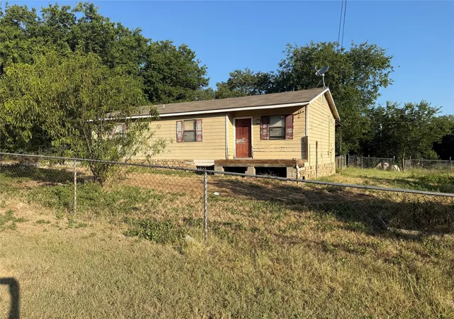 Photo 1 of Single family home for sale at 357 Timberline Dr, Whitney, TX 76692 | MLS# 21348660 | Listing updated on 2026-08-04