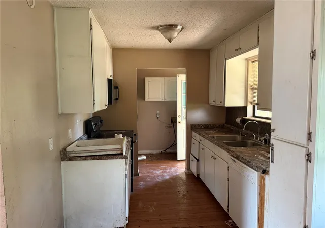 Photo 4 of Single family home for sale at 357 Timberline Dr, Whitney, TX 76692 | MLS# 21348660 | Listing updated on 2026-08-04