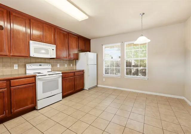 Photo 4 of Sale Pending at 3528 Kimberly Ln, Balch Springs, TX 75180 | MLS# 21345428 | Listing updated on 2026-09-27