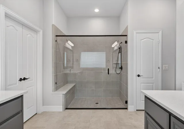 Photo 3 of Single family home for sale at 644 Winters Dr, Waxahachie, TX 75165 | MLS# 21348649 | Listing updated on 2026-08-04