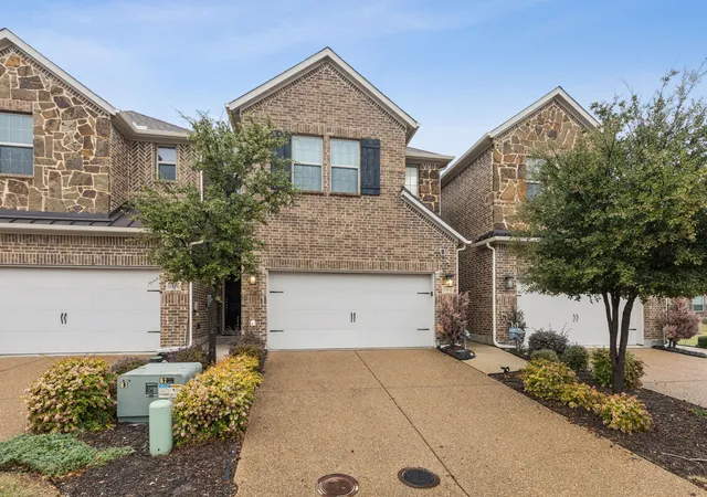 Photo 2 of Townhouse for sale at 1053 Mj Brown St, Allen, TX 75002 | MLS# 21348575 | Listing updated on 2026-08-13