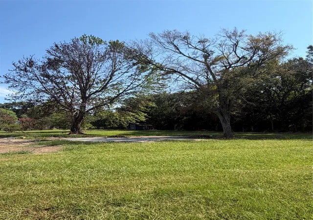 Photo 3 of Land for sale at 595 Fm 911 S, Avery, TX 75554 | MLS# 21348706 | Listing updated on 2026-08-18