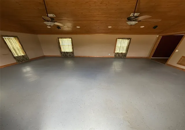 Photo 2 of Single family home for sale at 648 S Center St, Buffalo, TX 75831 | MLS# 21348635 | Listing updated on 2026-08-25