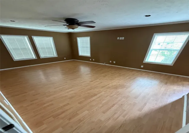Photo 3 of Single family home for sale at 648 S Center St, Buffalo, TX 75831 | MLS# 21348635 | Listing updated on 2026-08-25