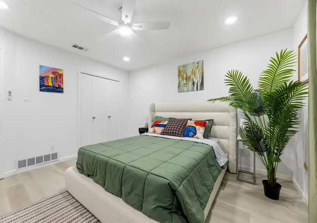 Photo 1 of Multi family home for sale at 210 Slaughter St, Arlington, TX 76011 | MLS# 21348743 | Listing updated on 2026-09-24