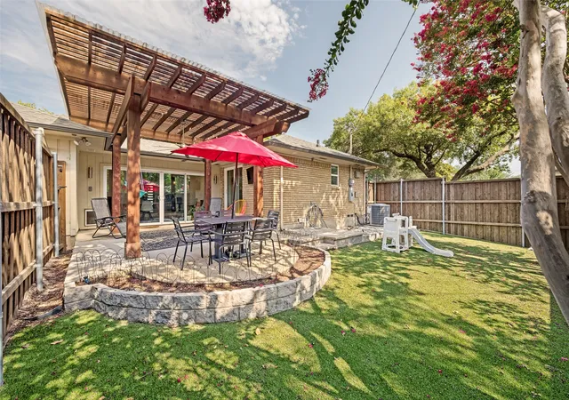 25th image of 9407 Arborhill Dr, Dallas, TX 75243 | MLS# 21348772