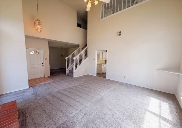 Photo 3 of Single family home for sale at 2909 Lois Ln, Rowlett, TX 75088 | MLS# 21348718 | Listing updated on 2026-10-29