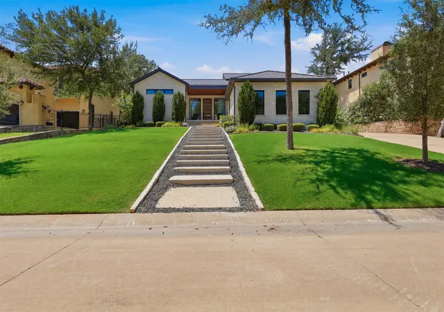 Photo 1 of Sale Pending at 9433 Sagrada Park, Fort Worth, TX 76126 | MLS# 21348713 | Listing updated on 2026-10-03