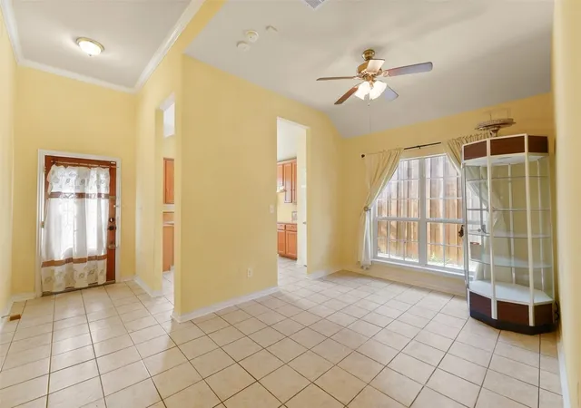 Photo 3 of Single family home for sale at 119 N Frances St, Dallas, TX 75211 | MLS# 21348775 | Listing updated on 2026-08-09