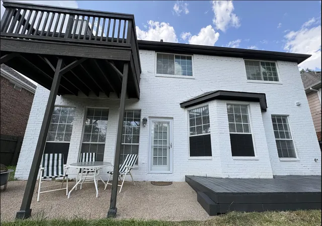 Photo 2 of Single family home for sale at 308 Riverwalk Ln, Irving, TX 75063 | MLS# 21316728 | Listing updated on 2026-08-18