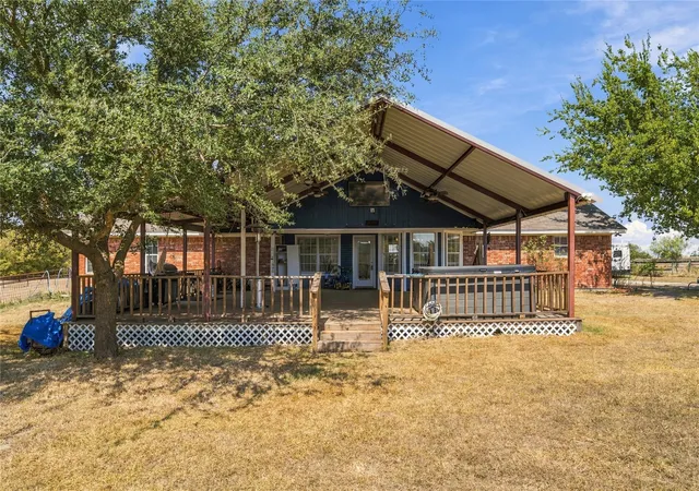 Photo 25 of Single family home for sale at 580 Easy Rd, West, TX 76691 | MLS# 21347540 | Listing updated on 2026-10-06