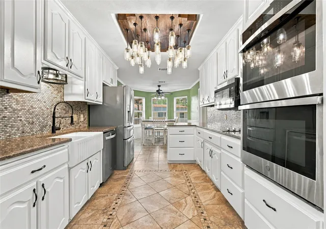 Photo 3 of Single family home for sale at 580 Easy Rd, West, TX 76691 | MLS# 21347540 | Listing updated on 2026-10-06