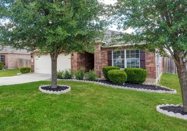 Photo 1 of Sale Pending at 121 Dodge City Ct, Newark, TX 76071 | MLS# 21348833 | Listing updated on 2026-08-27